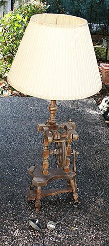 Antica lampada rara e - antica,