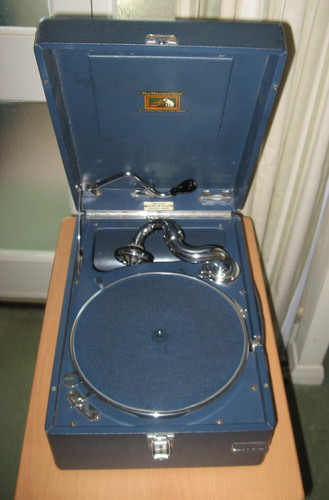 Hmv 102 gramophone portable - 102,
