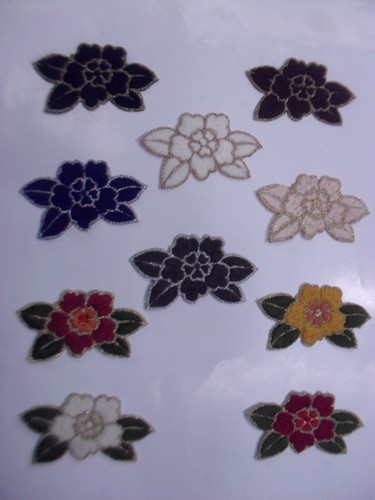 Applicazione fiore lana - applicazione,