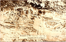 Geroglifici sul muro alla