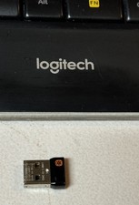 Logitech K800 con dongle