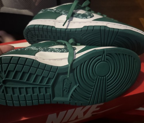 Green nike low - green,