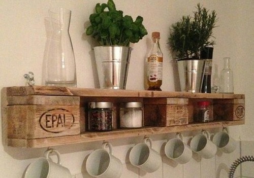Mensole vintage con bancale