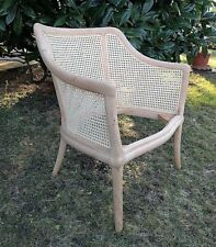Poltroncina. Fusto in faggio massello grezzo con schienale in rattan. #DIY.