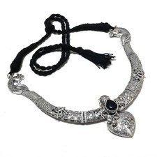 Collana con pietre preziose in onice nera fatta a mano regolabile nera Dori g...