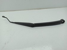 FRONT RIGHT WIPER ARM / 117620