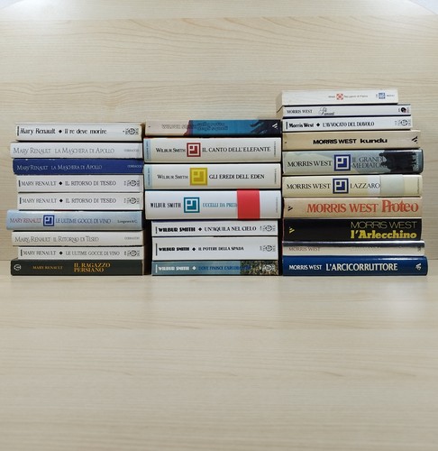 Lotto libri di tre - libri,