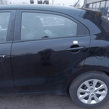 770031W210 Porta post. SX KIA