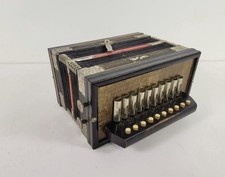 Antica fisarmonica marca