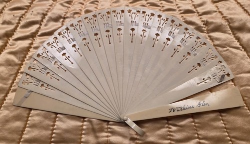 Antico ventilatore mano in - antico,