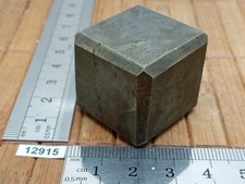 CUBE 30 mm PYRITE naturel -
