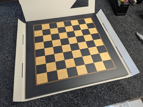 The queen gambit scacchiera - queen's,