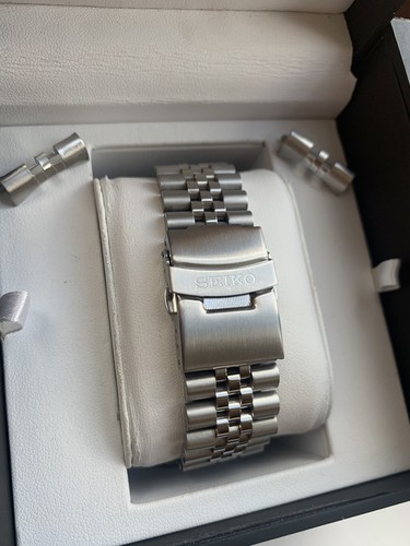 Seiko 22mm jubilee - seiko, stainless