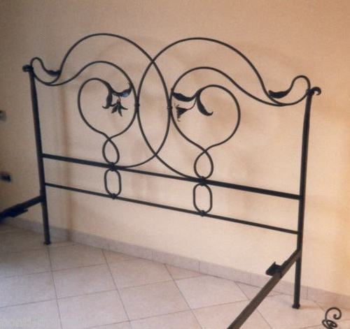 Letto ferro battuto - in,