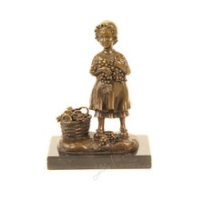 Scultura in bronzo di una