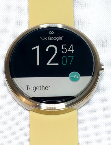 Motorola moto 360 sport - motorola,