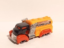 automobilina giocattolo HOT WHEELS FAST GASSIN MATTEL 2008 autocisterna camion