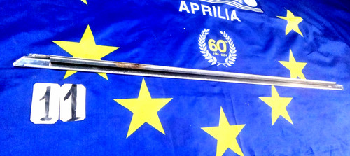 Modanatura rasavetro porta - rasavetro,