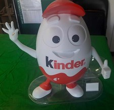 Uovo OMINO Kinder Gigante da esposizione sopra 30 cm
