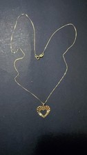 Collana con Cuore Intagliato