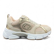 GUESS runner JO Ibitha Inserti