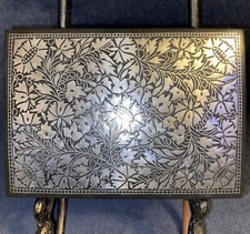 Vecchia scatola portaoggetti