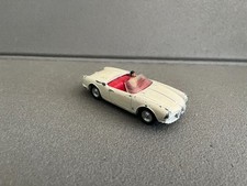 Auto d'antica miniatura Alfa