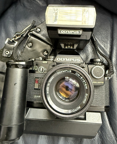 Olympus om10 quartz back - olympus,