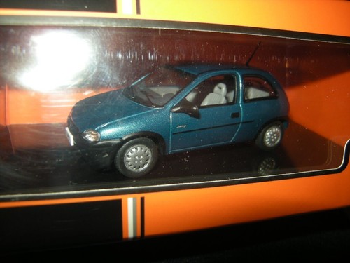 Swing ixo opel - 1:43, corsa