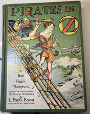 Pirates in Oz by Ruth Plumly