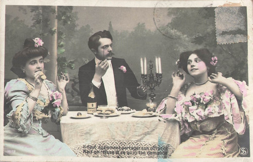 Table moustachu monocle - a,