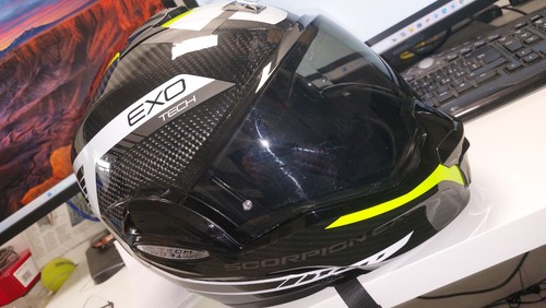 Casco modulare reversibile