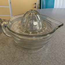 Spremiagrumi manuale in vetro vintage 2 pezzi