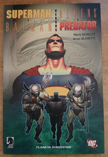 SUPERMAN E BATMAN VERSUS