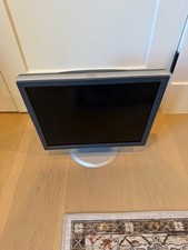 **221** EIZO Monitor LCD a