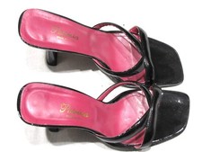 Scarpe nere vernice sandali Patrizia 37 vero cuoio Italy tacco semi largo 9