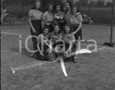 1947 BRESCIA  Squadra pallacanestro femminile campo via Carducci NEGATIVO ORIG.