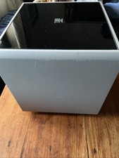 Kef PSW 2010 altoparlante