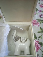 Elefante bianco in ceramica