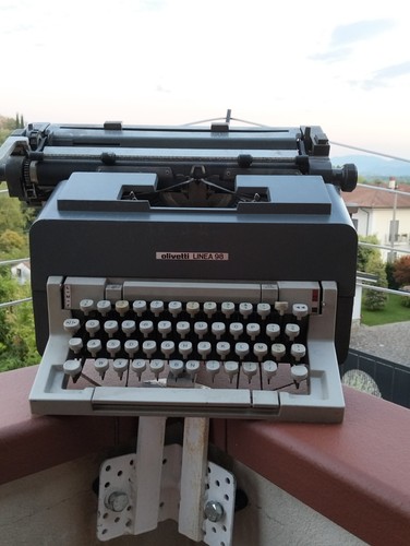 Macchina scrivere olivetti - macchina, da