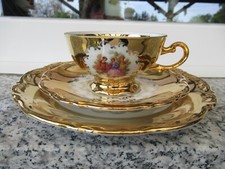 TASSE DE COLLECTION Doré