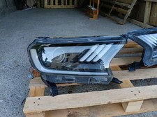 Fari Anteriori Stile Mustang Per Ford Ranger