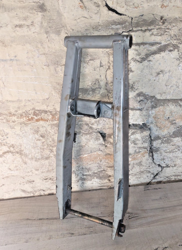 Braccio oscillante forcellone