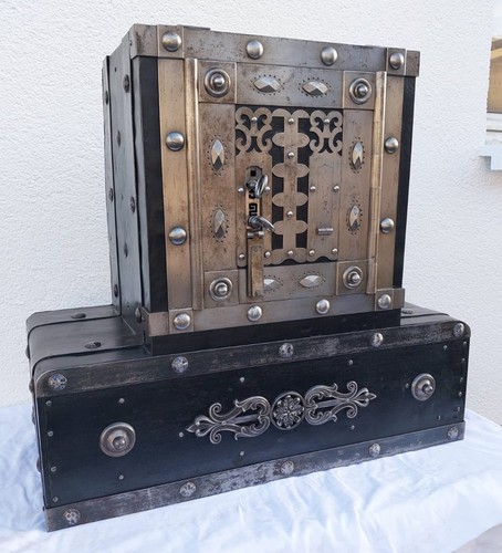 Cassaforte antica speciale - *+,