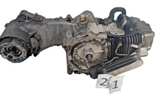 21 MOTORE SCOOTER PIAGGIO BLOCCATO, VENDO PER RICAMBI