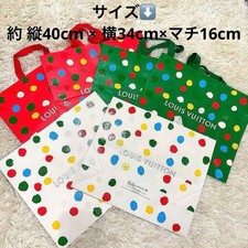 6 pezzi di LOUIS VUITTON x