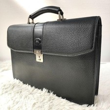 Valigetta BURBERRY A4 compatibile nera Nova check logo cavallo dal Giappone