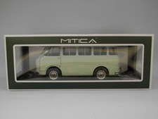 Alfa Romeo F-12 Minibus (1967)