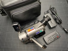Sony CCD-TRV69E + Luce