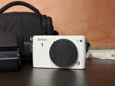 Nikon 1 S1 -  Fotocamera